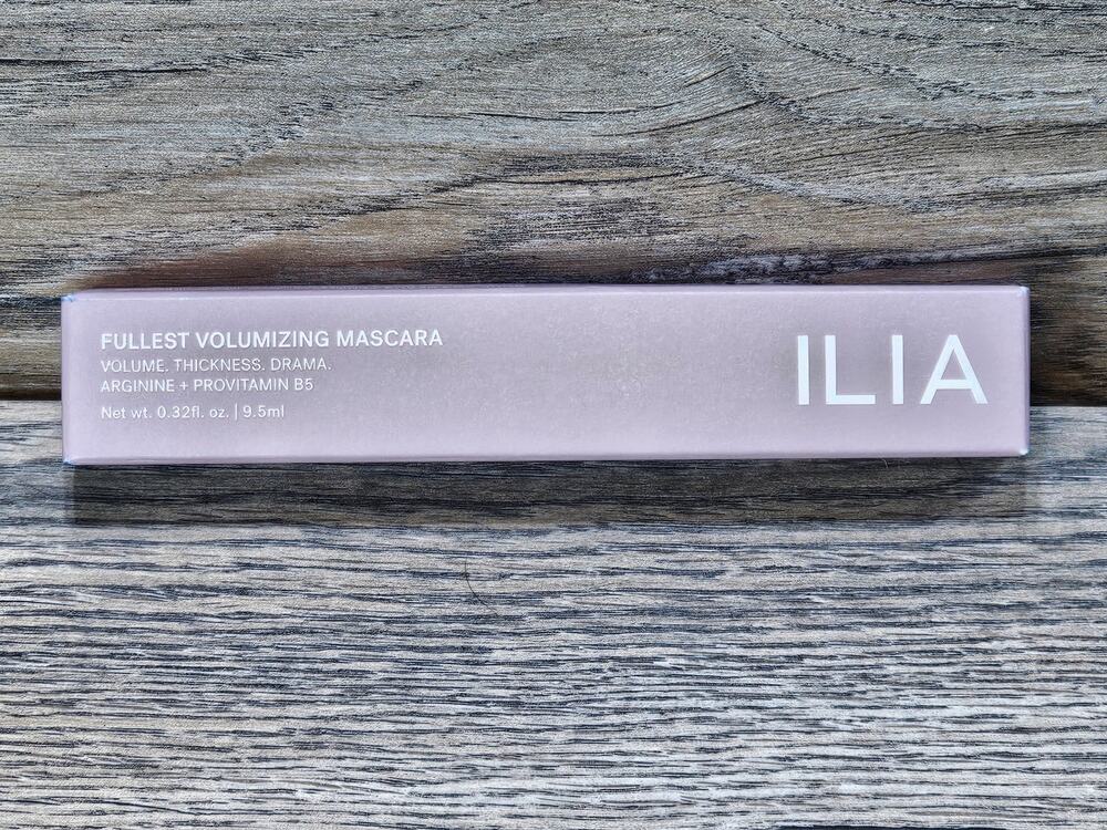 ILIA Fullest Volumizing Mascara Black